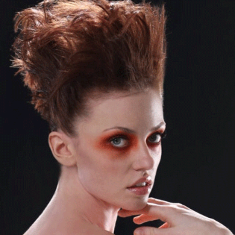 square_0000s_0001s_0003_makeup.4