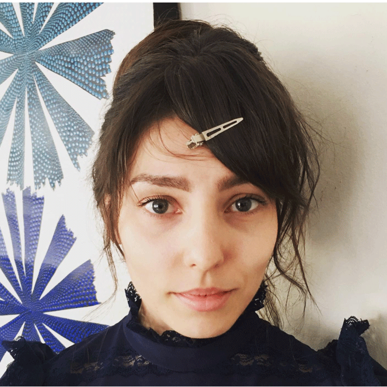 square_0000s_0003s_0004_updo.23