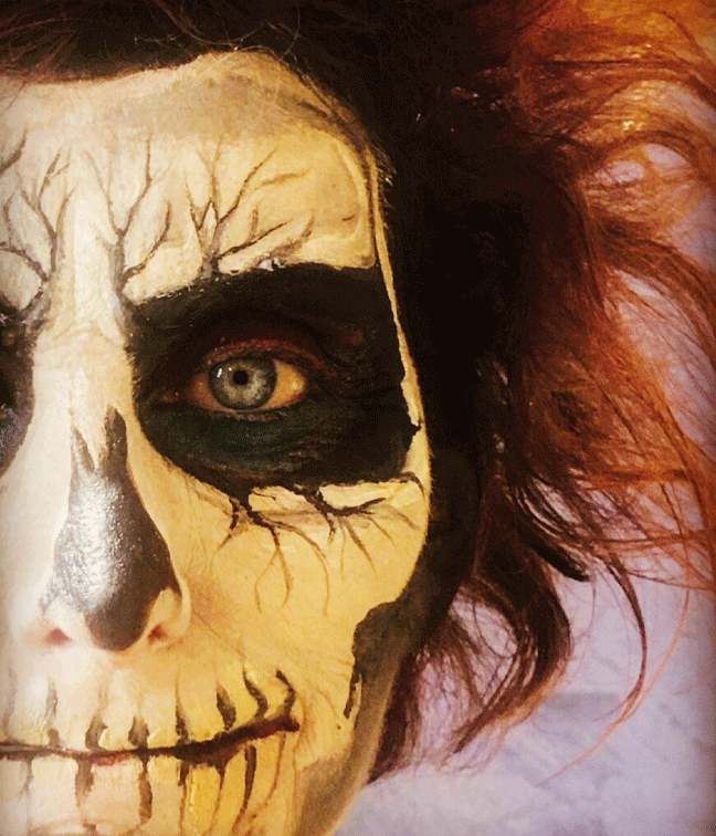 tall_0000s_0001s_0004_makeup.5